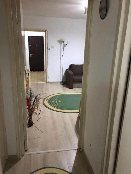 Apartament Confortabil Питещ Екстериор снимка